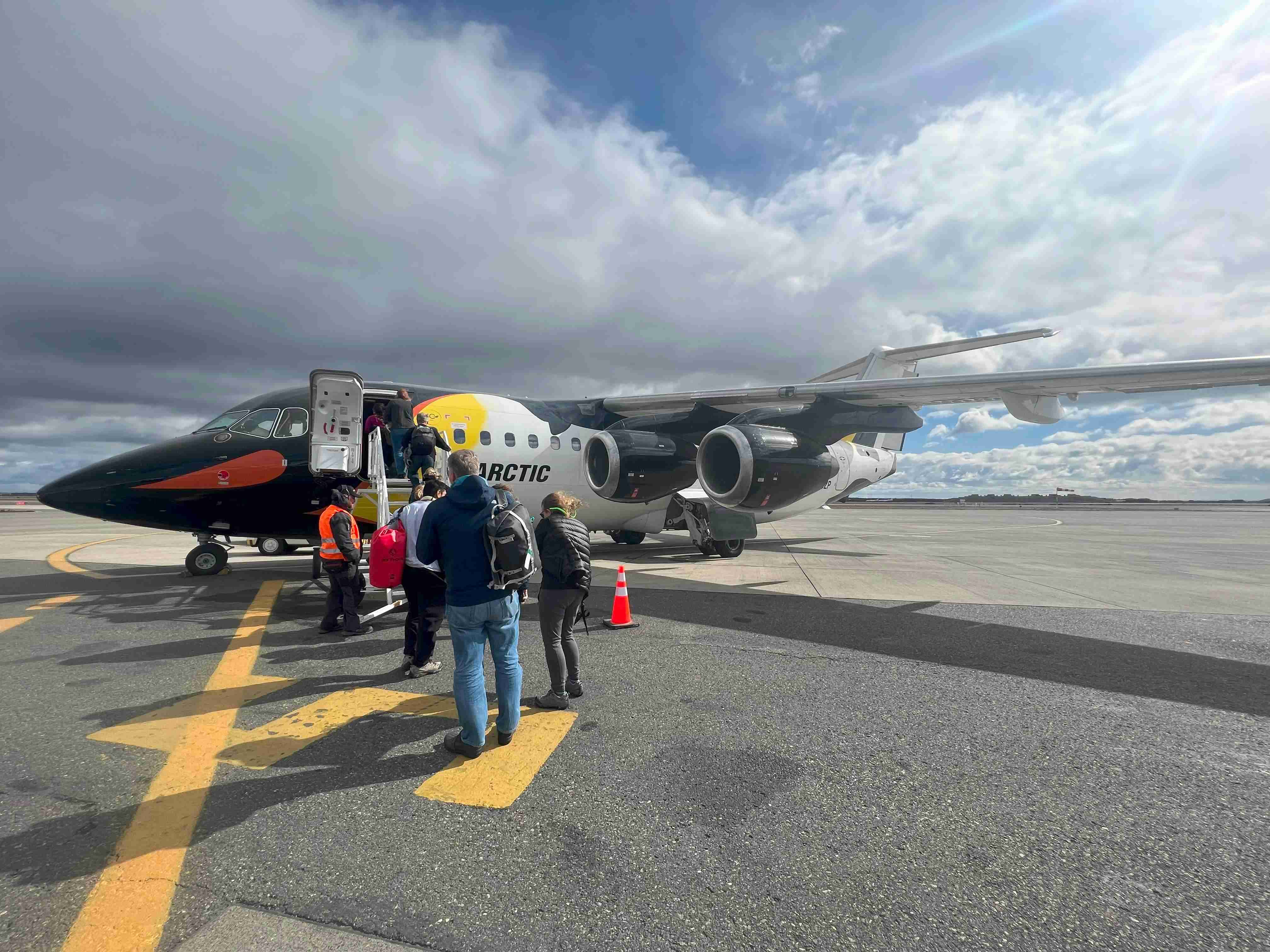 Fly the Drake Passage - Aurora Expeditions™ - Aurora Expeditions