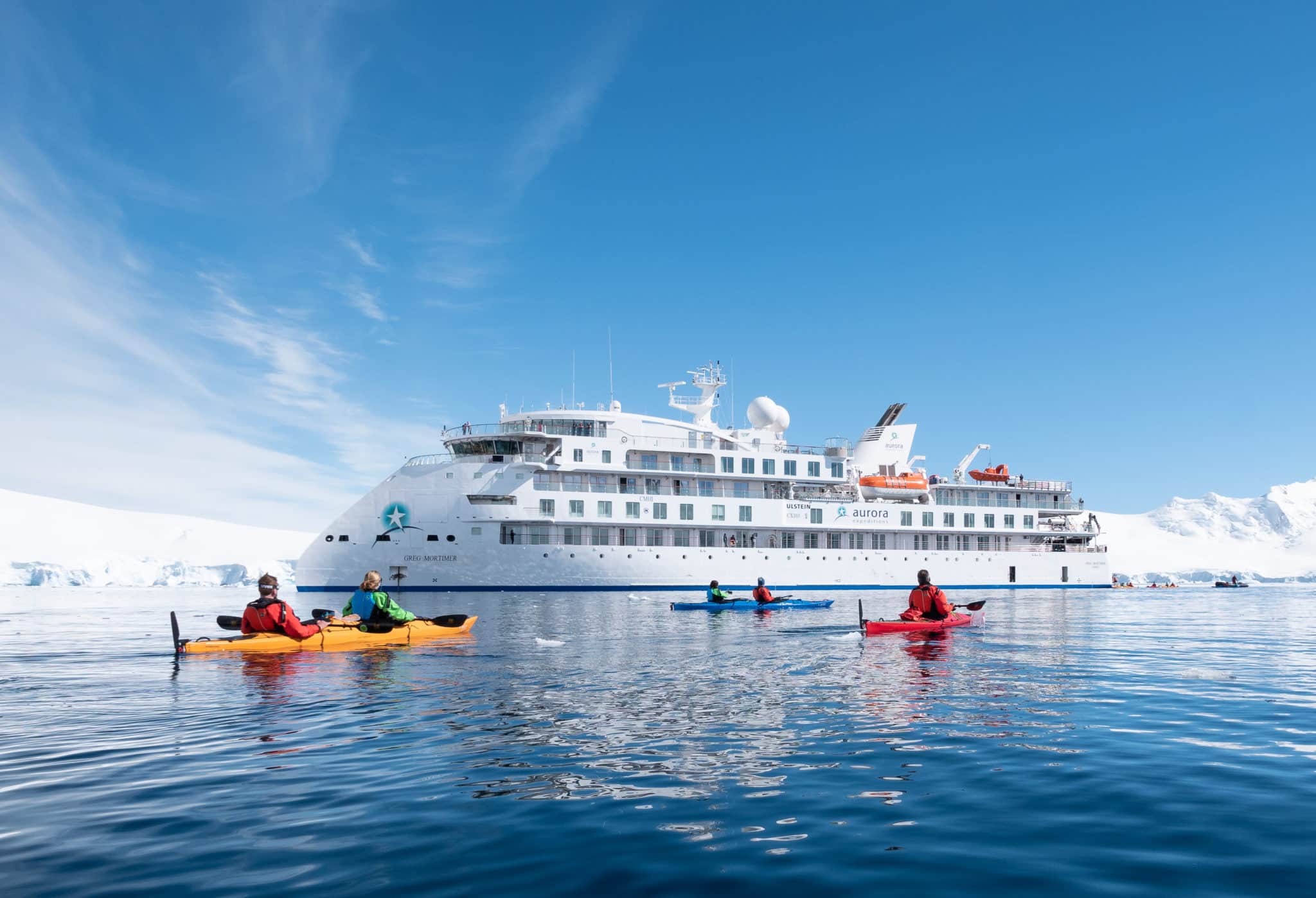 Kayaking Port Lockroy by Al Bakker