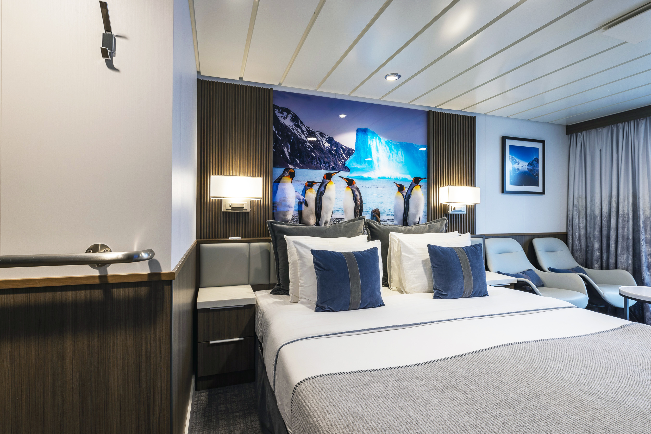 Sylvia Earle Balcony Stateroom Category B