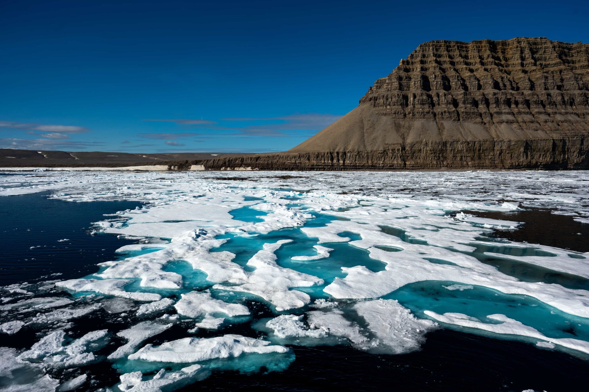 Port-Leopold-Canada-Renato-Graniere-min-2048x1363.jpg